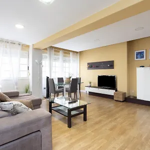 modern-central-and-spacious-apartment-90m2.adeje-hotels.com/